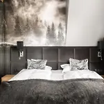 Giewont House & Z Sauna شقة زاكوباني